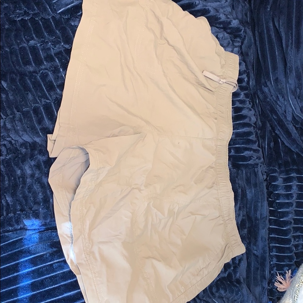 Khaki Columbia shorts